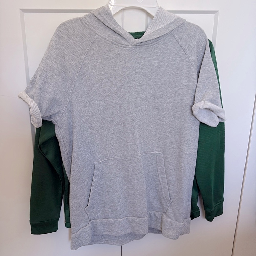 Lot of 2x [Demarini] & [Old Navy] Performance Athletic Workout Tops Size Youth - Picture 11 of 16